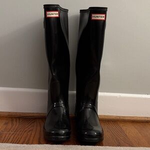 Hunter Women's Glossy Black Rain Boots